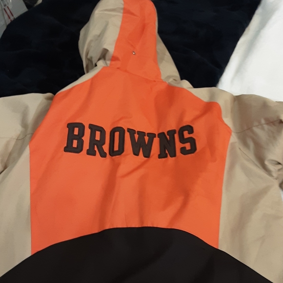 Coat - Picture 3 of 6